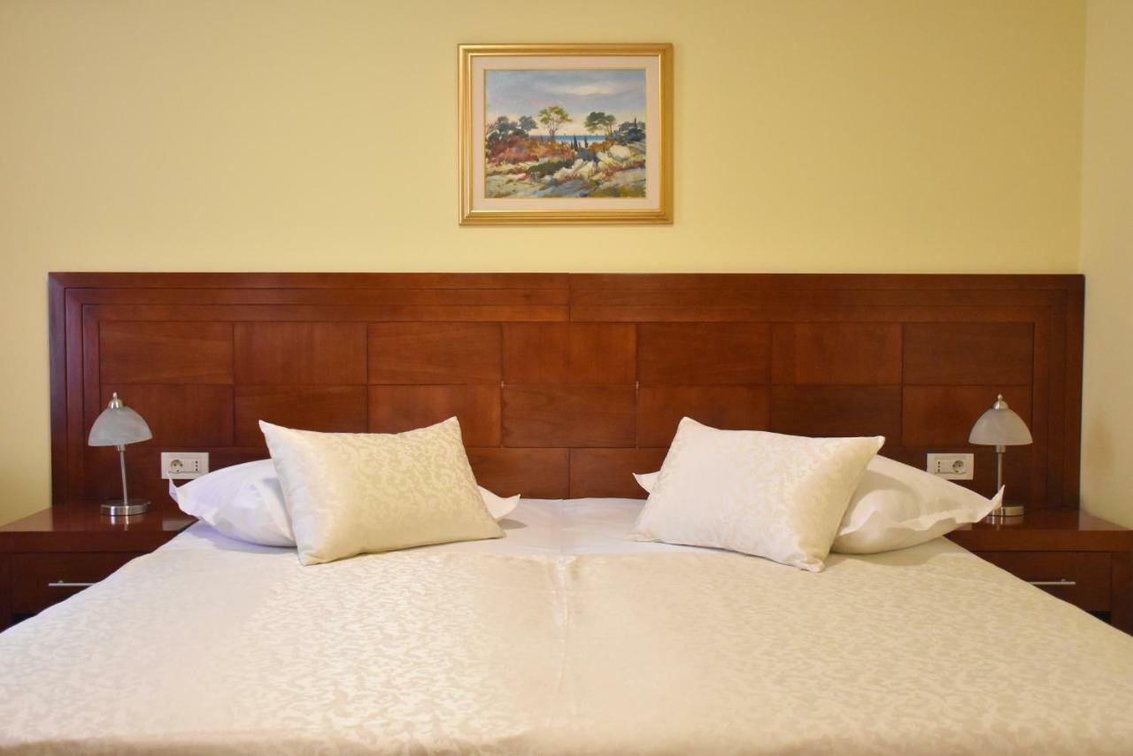 Villa Riva Makarska Eksteriør billede