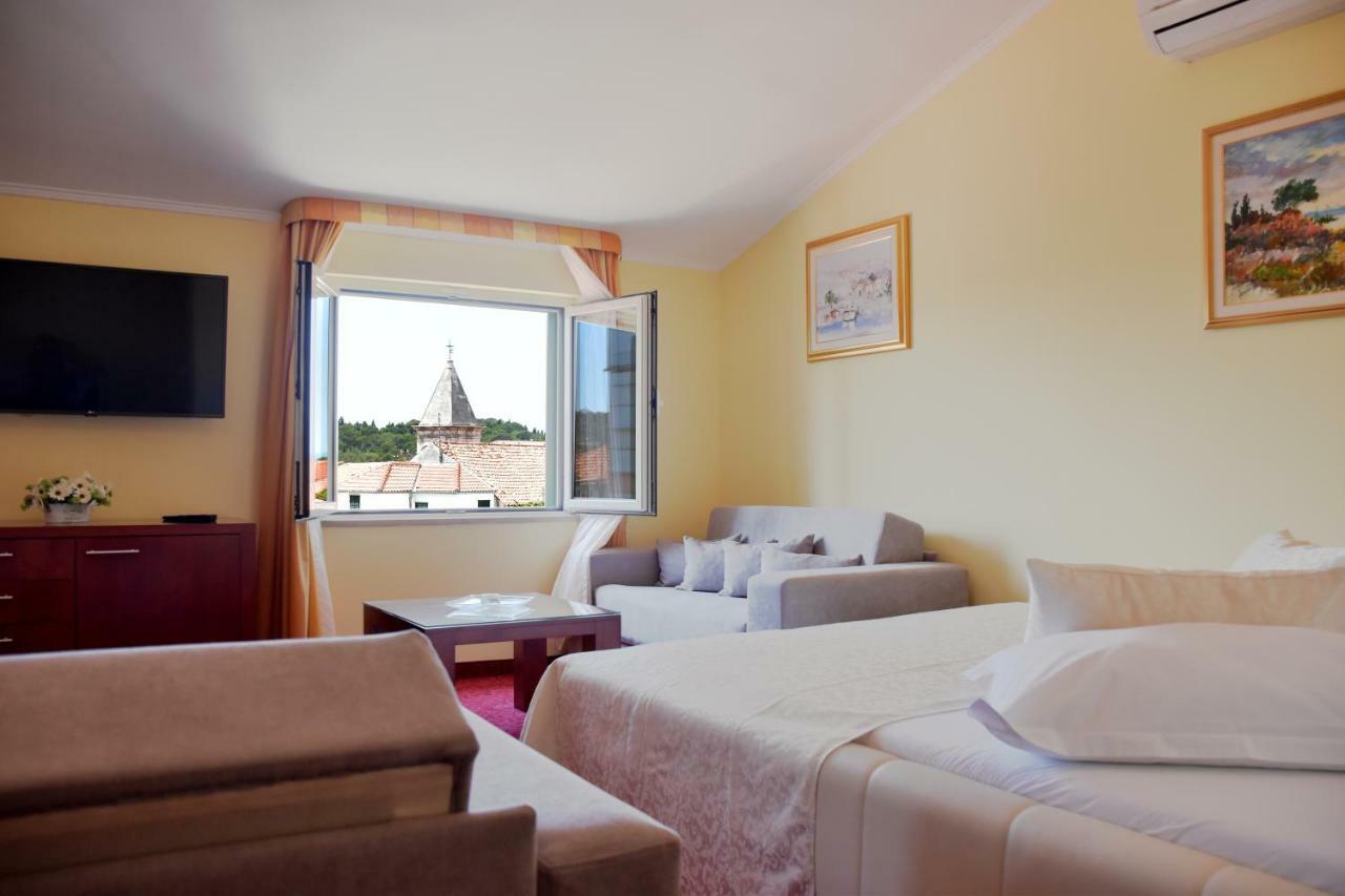 Villa Riva Makarska Eksteriør billede